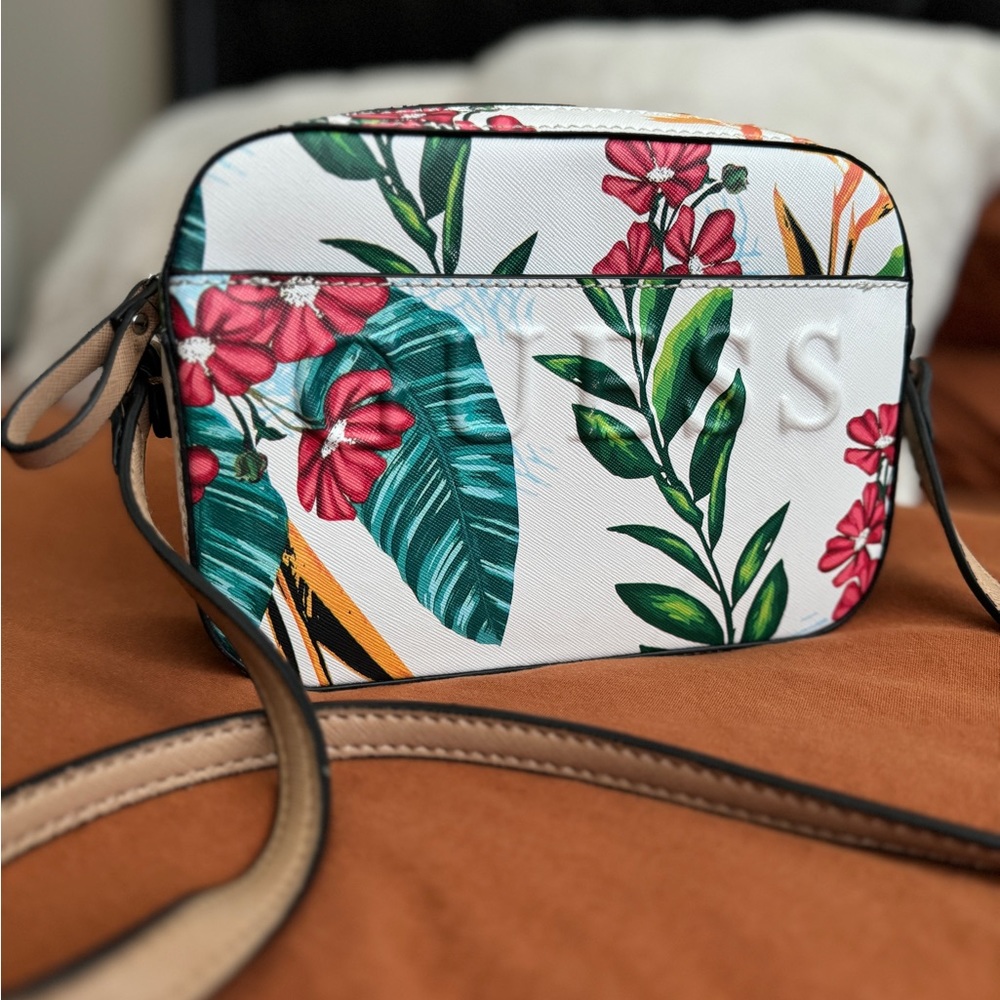 GUESS Tropical Floral Crossbody